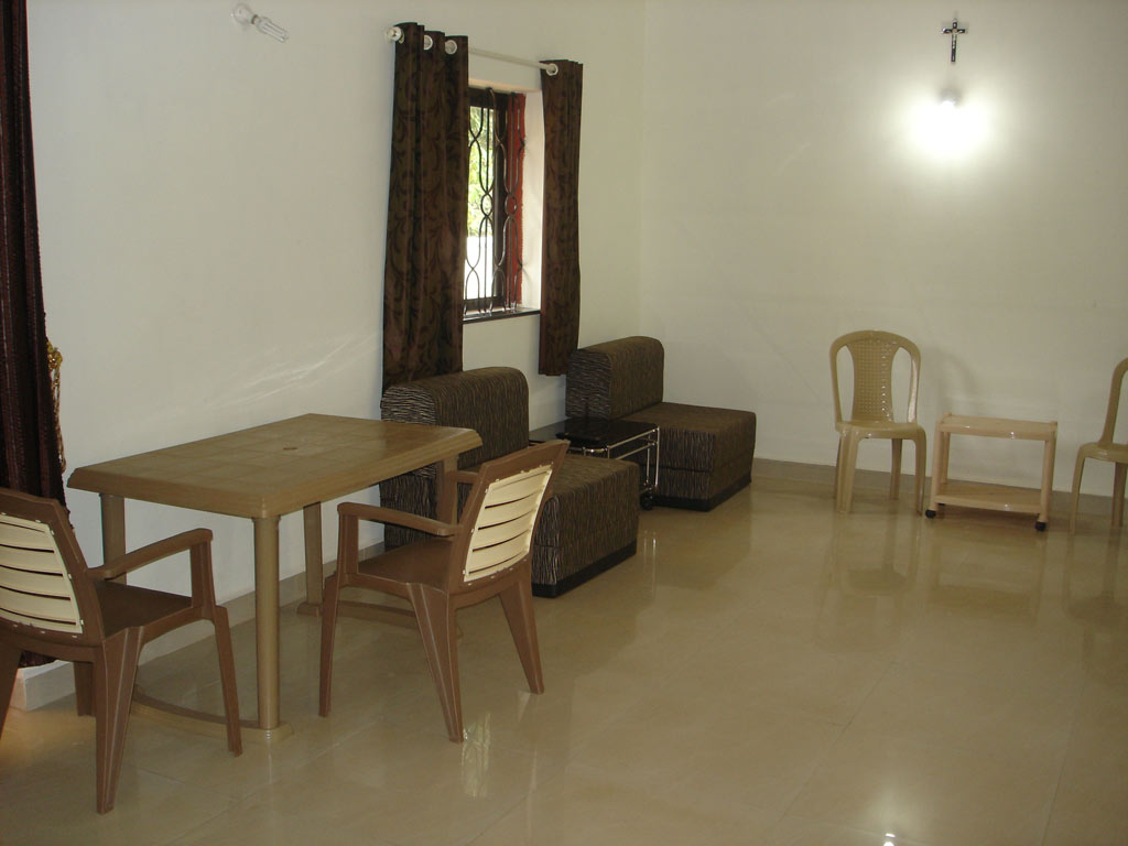 Raaj Inn Apartment - Tap to explore photos