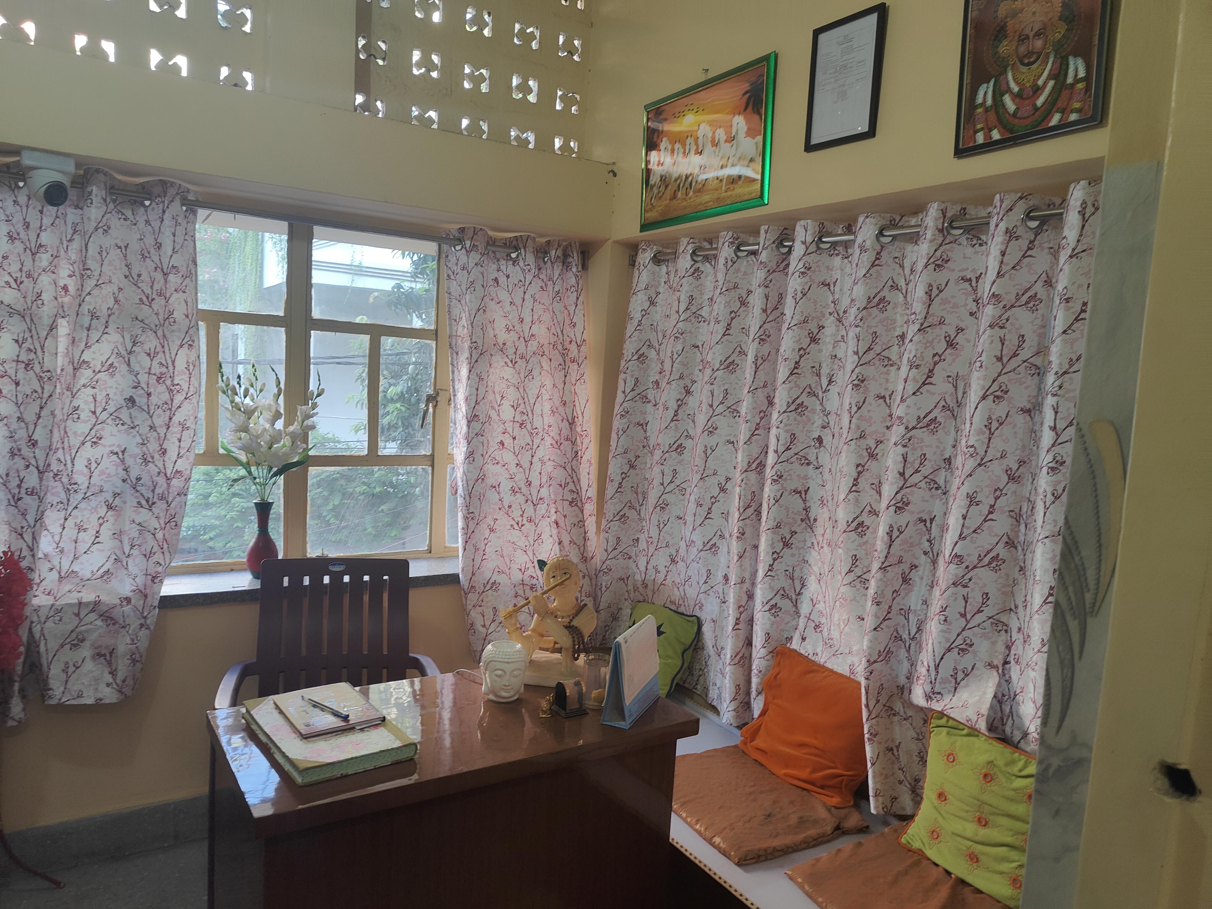 Sri Balaji Guest house - Tap to explore photos