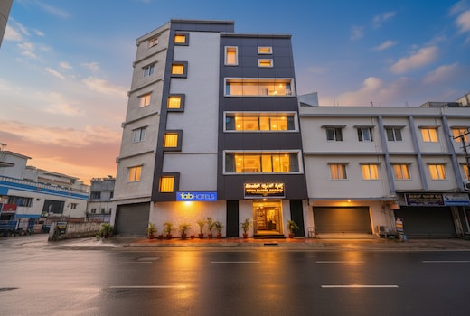 FabHotel Classic Heights - Near Yelahanka Railway Station
