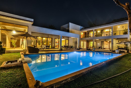 Hireavilla |  Frangipani 5 BHK Villa