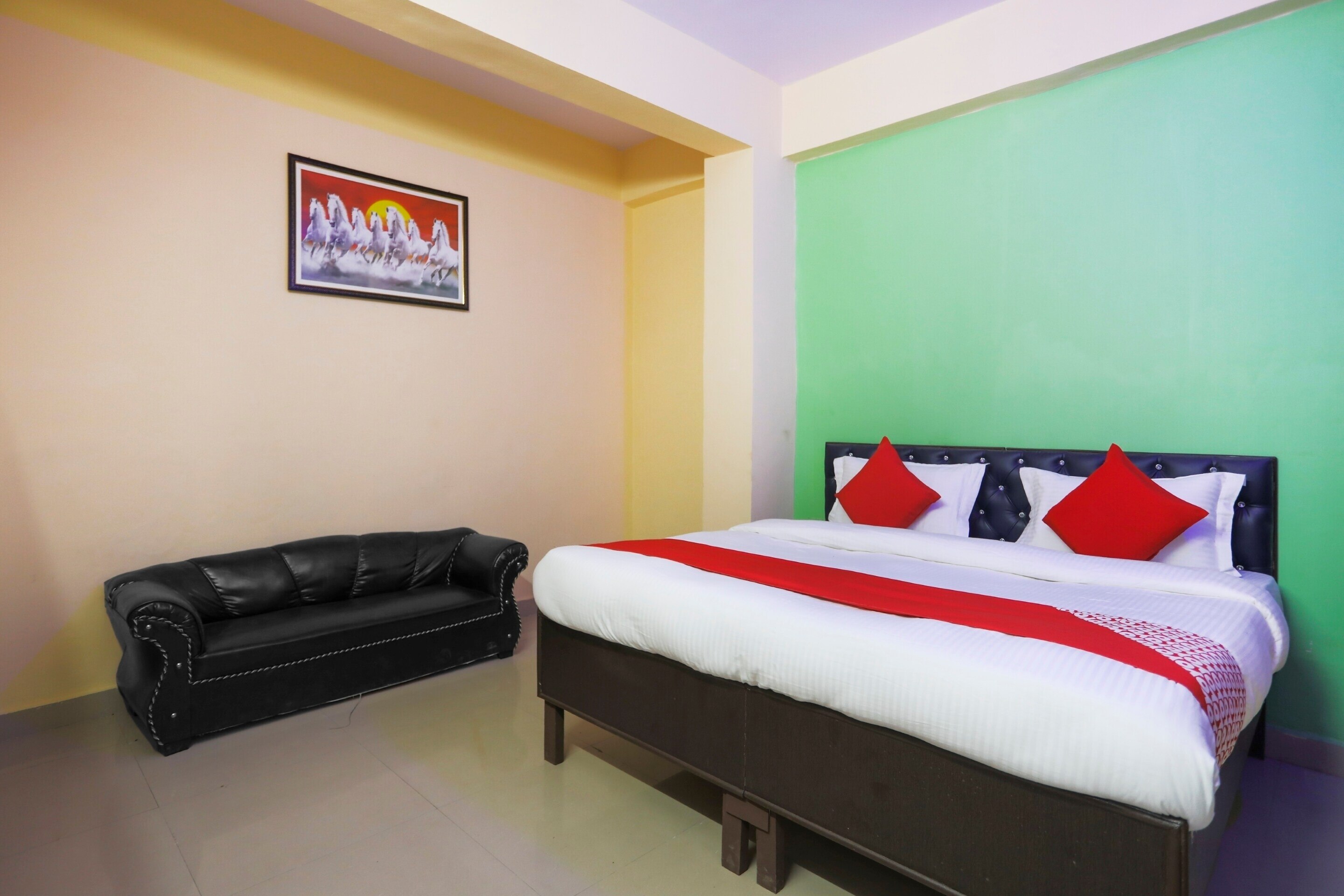 Hotel O Khushi Residency - Tap to explore photos