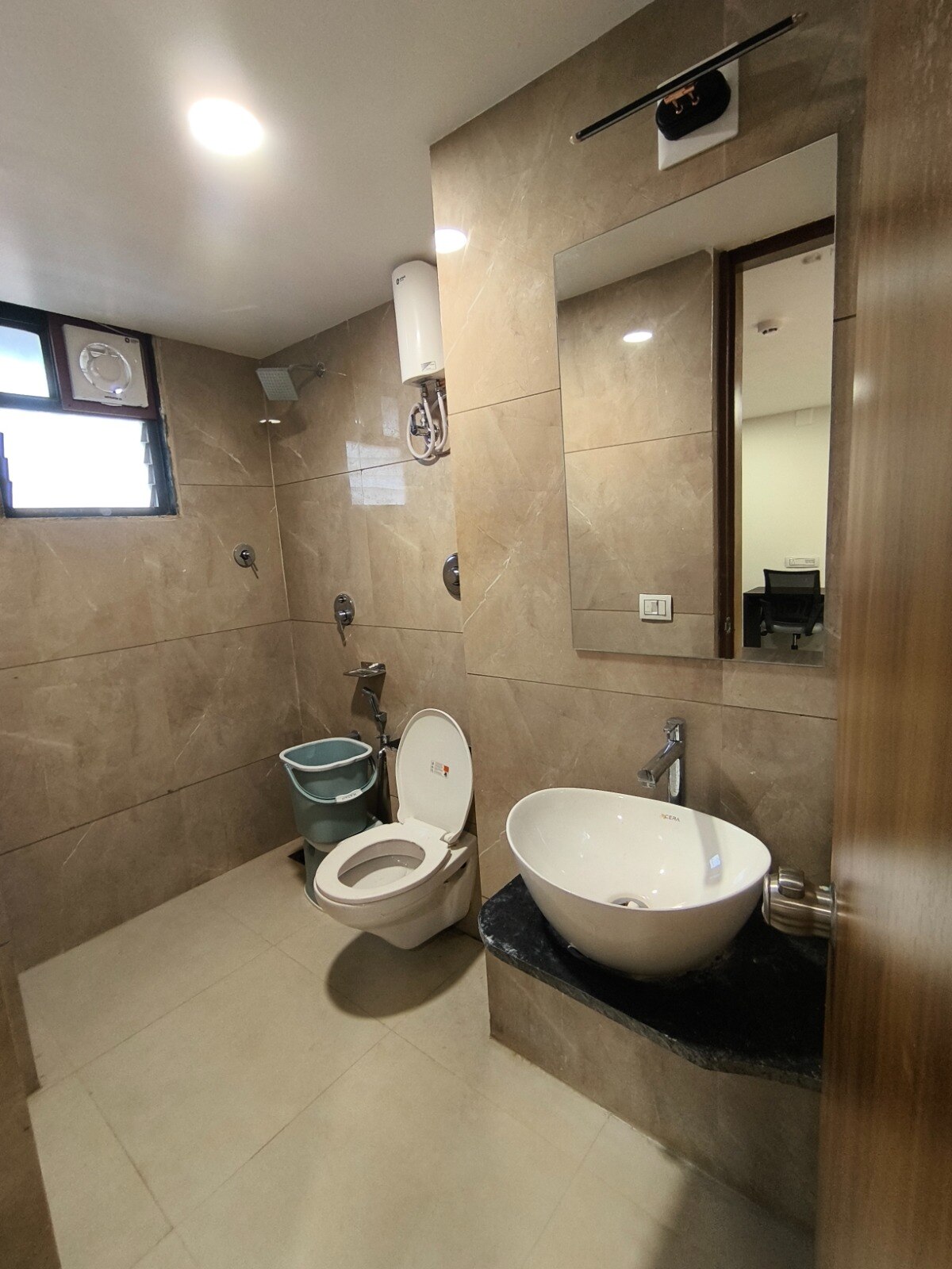 HOTEL SHREEJI INN - Tap to explore photos