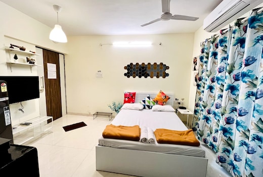 LA CASA DESIGNER STUDIO SERVICED  APARTMENT by Arch Hospitality Services