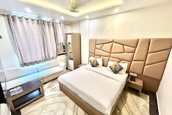Hotel Amrit Villa, Delhi