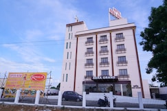Hotel Sera Grand by Verbatim Hospitality,Near SRM University, Chennai