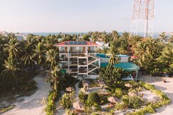 Reef Edge Thulusdhoo Guesthouse, Maldives