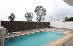 Swimming Pool 1
