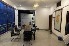 Raj Laxmi Palace, Ayodhya