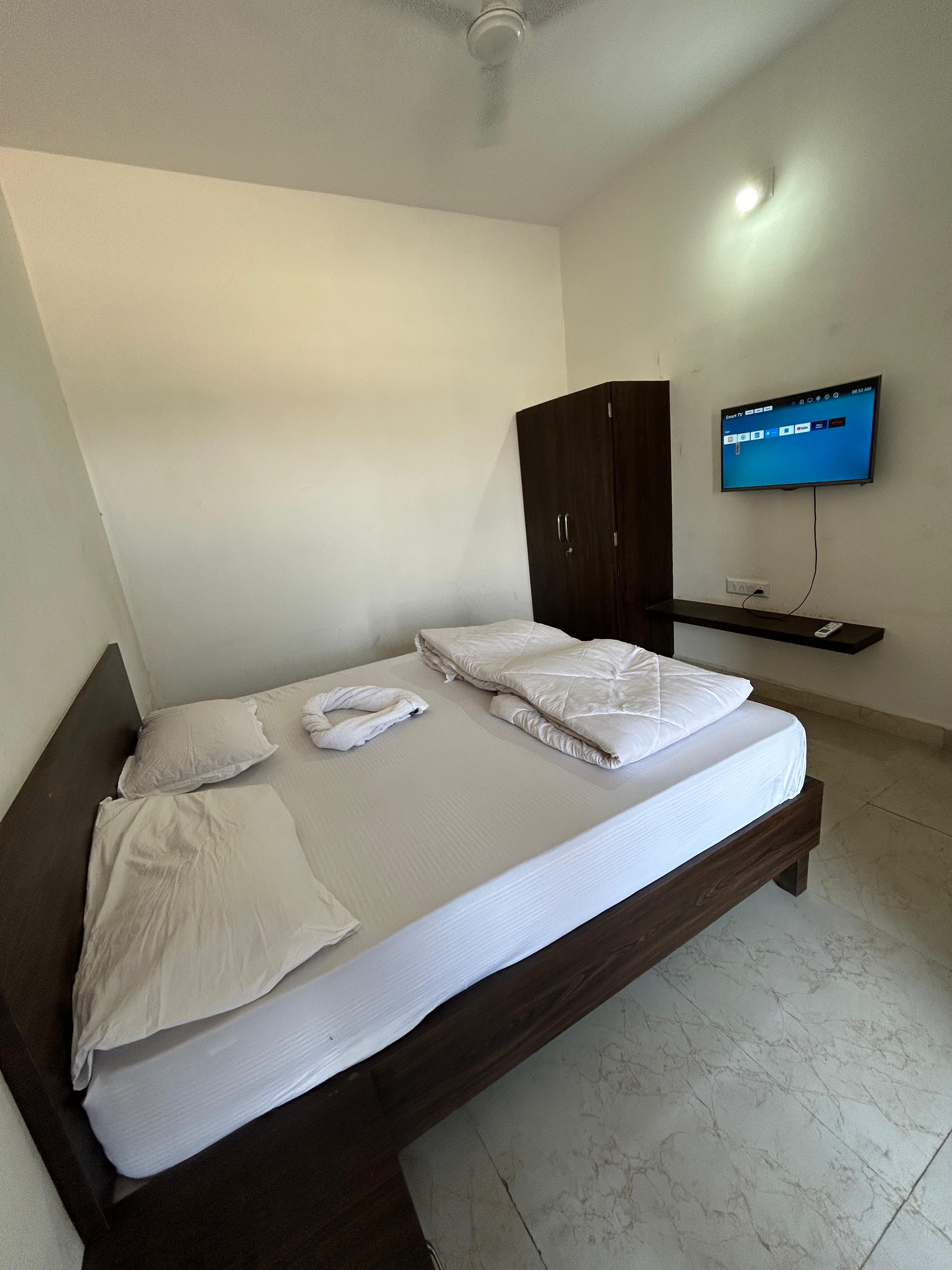hotel halani - Tap to explore photos