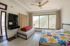 Geeta HomeStay Karanprayag, Gairsain