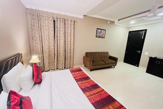 Abode Residency @ Safdarjung Enclave New Delhi