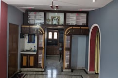 Madhavi Homestay, Visakhapatnam