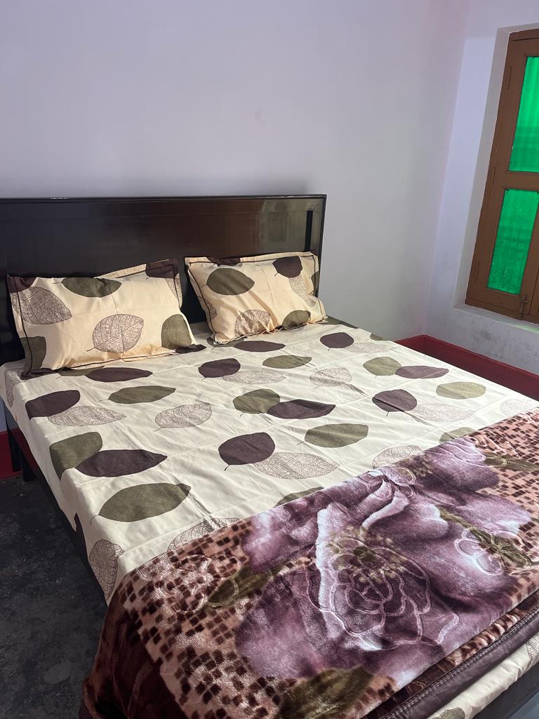 Raghav Guest House Ayodhya - Tap to explore photos