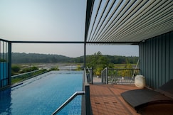 LAKE BREEZE RESORT, Calicut (Kozhikode)