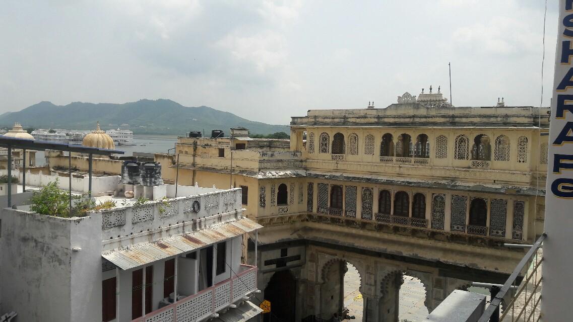 Akshara Guest House (AC Room) - Tap to explore photos
