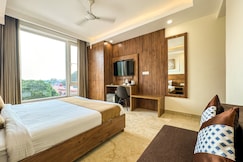 Hotel Nirvana Bliss (Behind Parmarth Niketan), Rishikesh