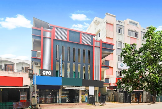 Hotel O R Squre Inn