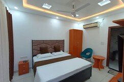 Seraj Heights, Kasauli
