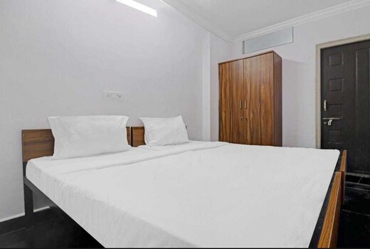 Hotel O White Carnations Hotels