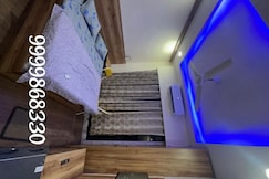 Lazy BnB, Greater Noida