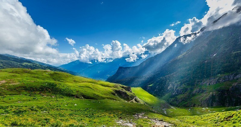 Kareri Royal Mountain - Tap to explore photos