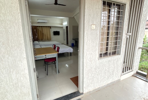 Konkan Central Family Rooms, Kankavli