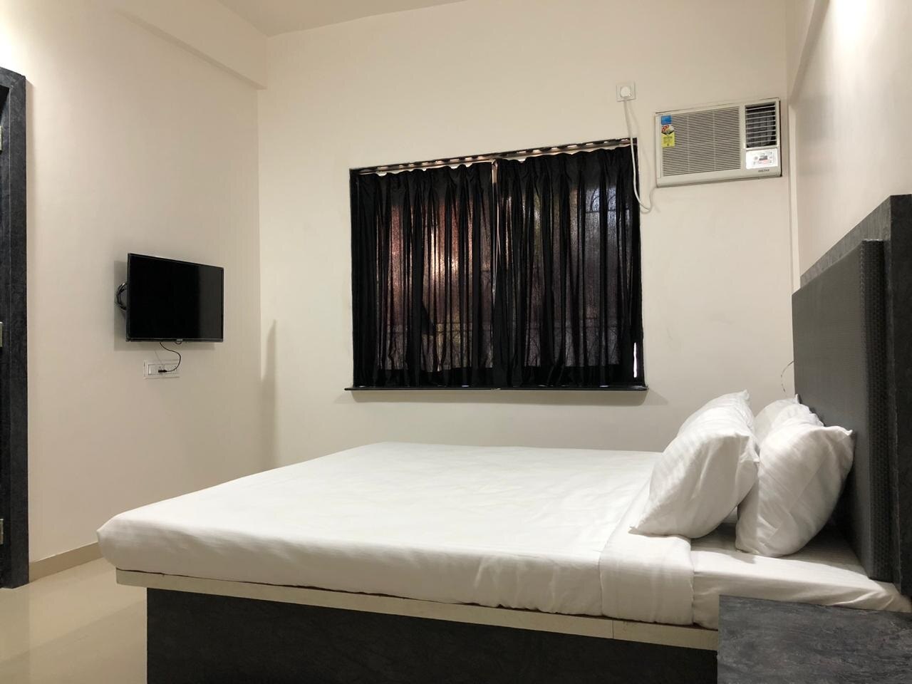 Tulips Bunglow Room Lonavala Villa Price Address Reviews