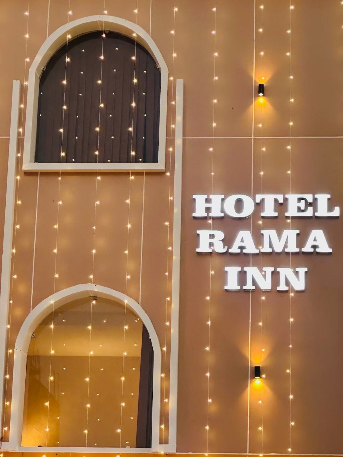 Hotel Rama Inn - Tap to explore photos
