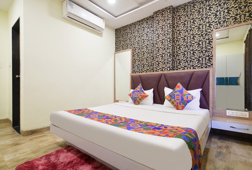FabHotel SS Blue