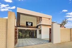 Hotel O Ayodhya Dham Bus Terminal Formerly Om Palace, Ayodhya