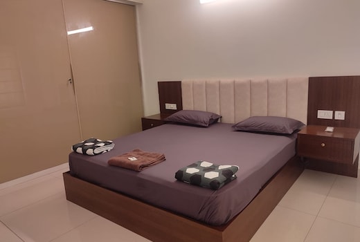 Spacious Room in Vazhuthacaud by Probity Ventures