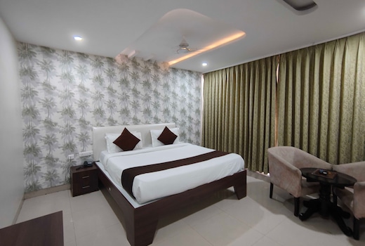 Townhouse Cineplanet Kompally