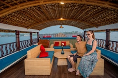 Boats N Beds - Luxury Alleppey Houseboats, Alleppey