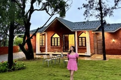 Spanish Cherry Villa, Mahabaleshwar