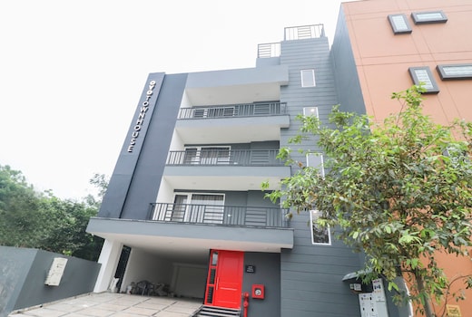 Townhouse Noida Sector 71 Near ISKCON Temple Noida