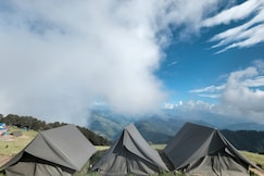 Misty Mountain Camping, Anni