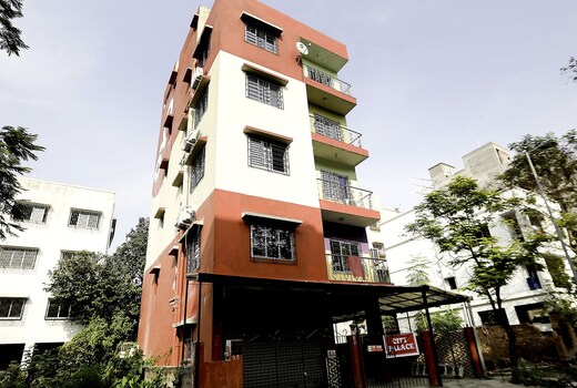Hotel O City Palace