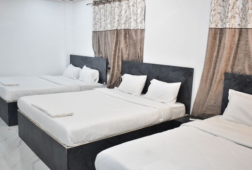 Shiva Residency | Bed & Breakfast