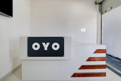 Hotel O RB Classic Inn, Karimnagar