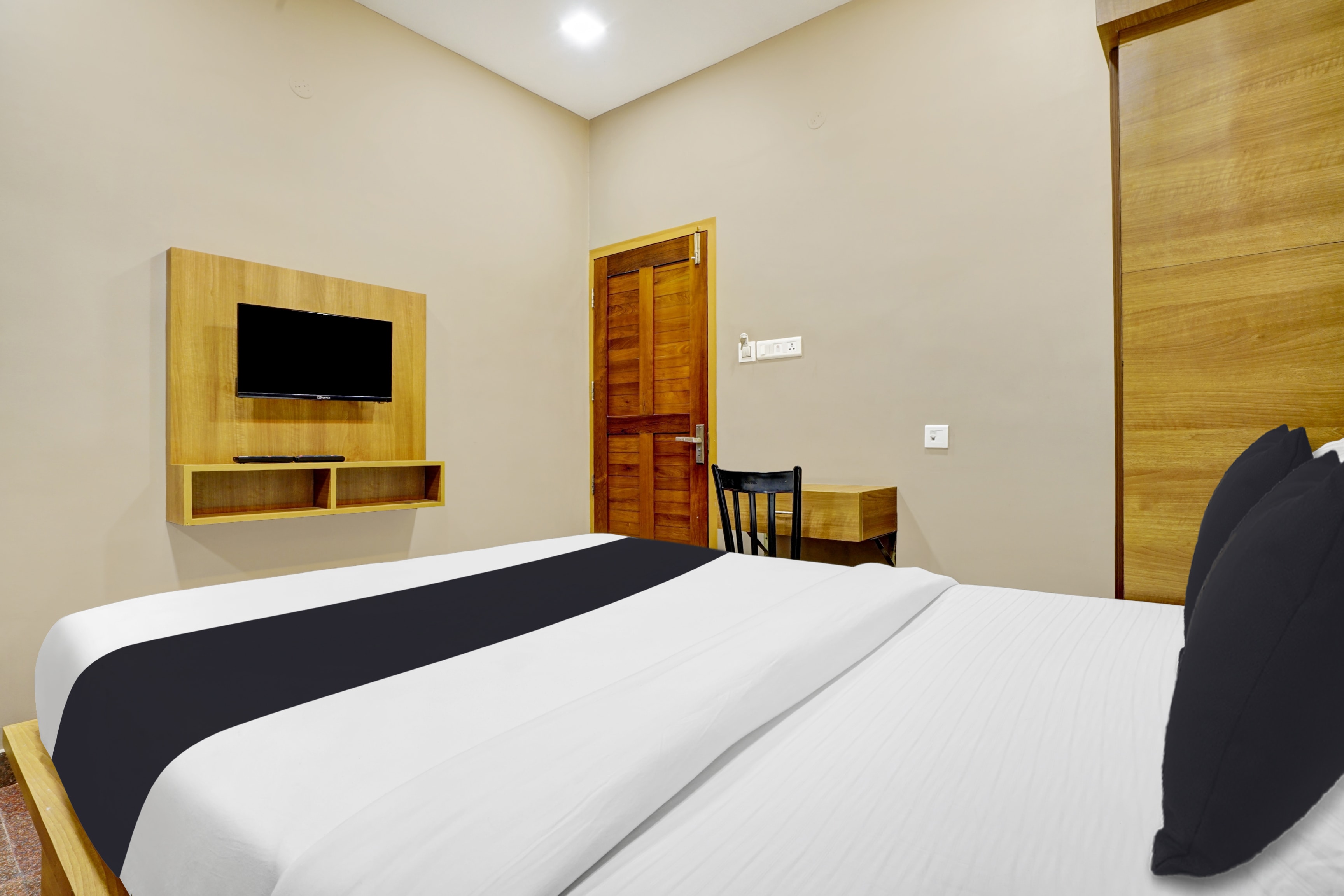 Hotel O Century Regency - Tap to explore photos