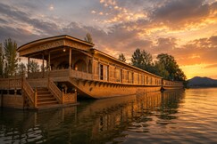 Shahenshah Heritage Houseboat, Srinagar