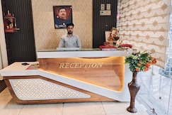 RRC Hotel, Mahoba