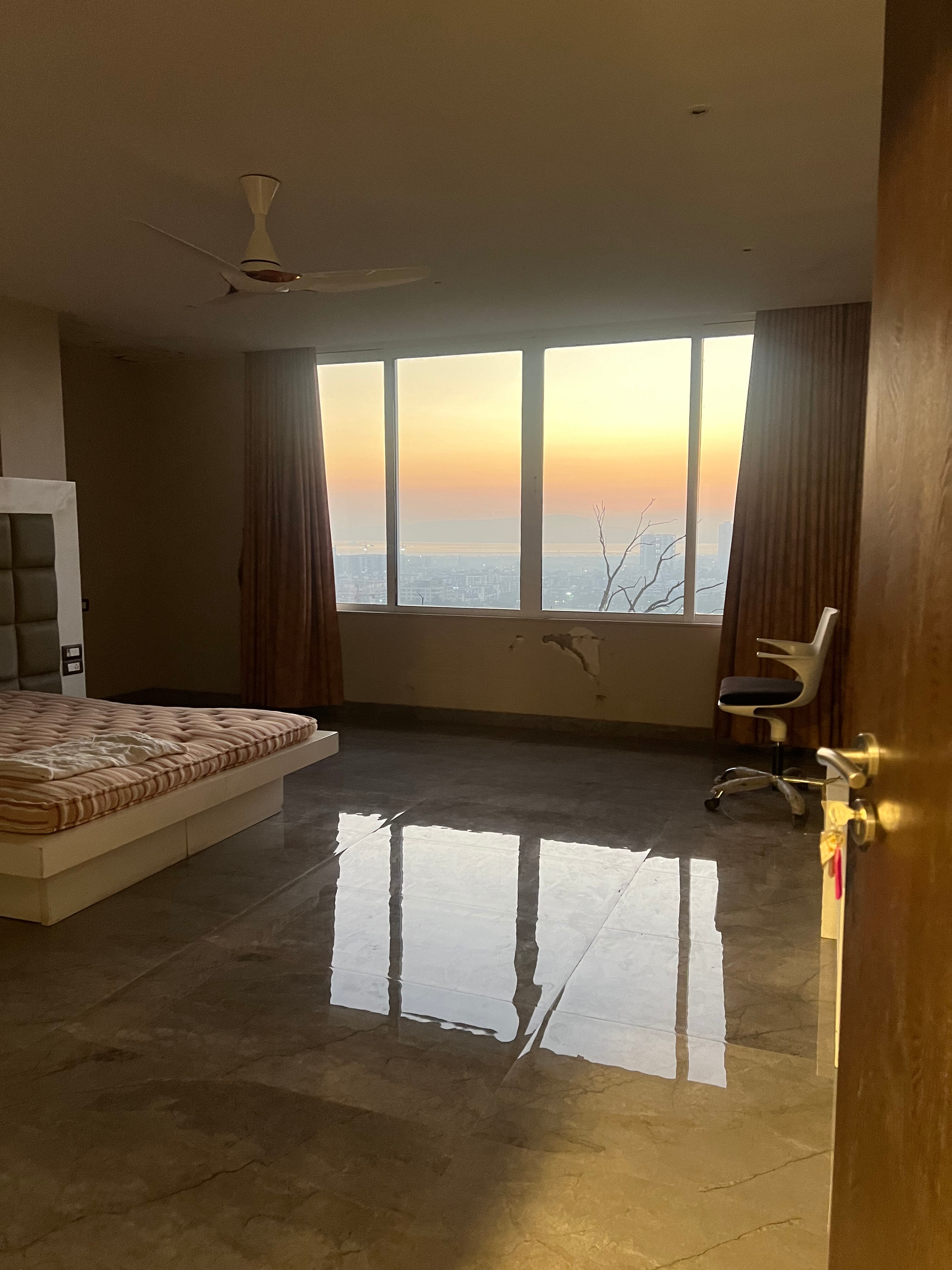 Picturesque cliff-side 3bhk Villa with BBQ&Rooftop - Tap to explore photos