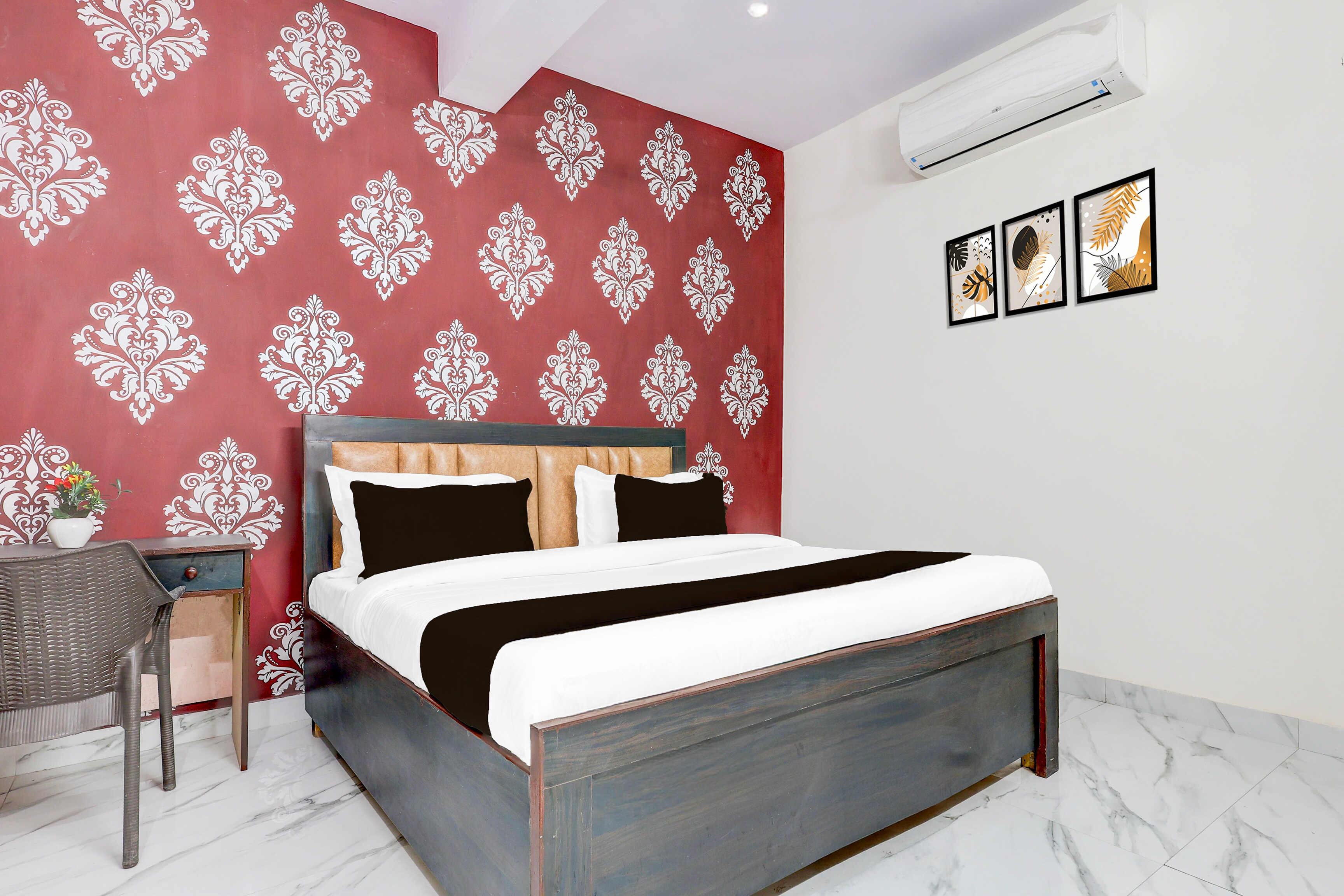 Super Hotel O Nehru Nagar Near Bus Stand - Tap to explore photos