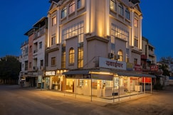 Shree Omkar Hotel, Indore