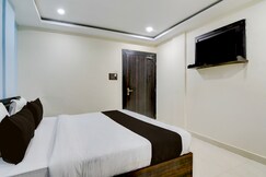 Hotel O S-Square, Bhadrak