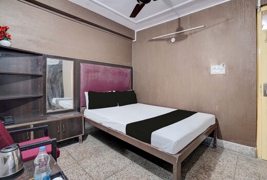 Hotel O Bluebell Inn