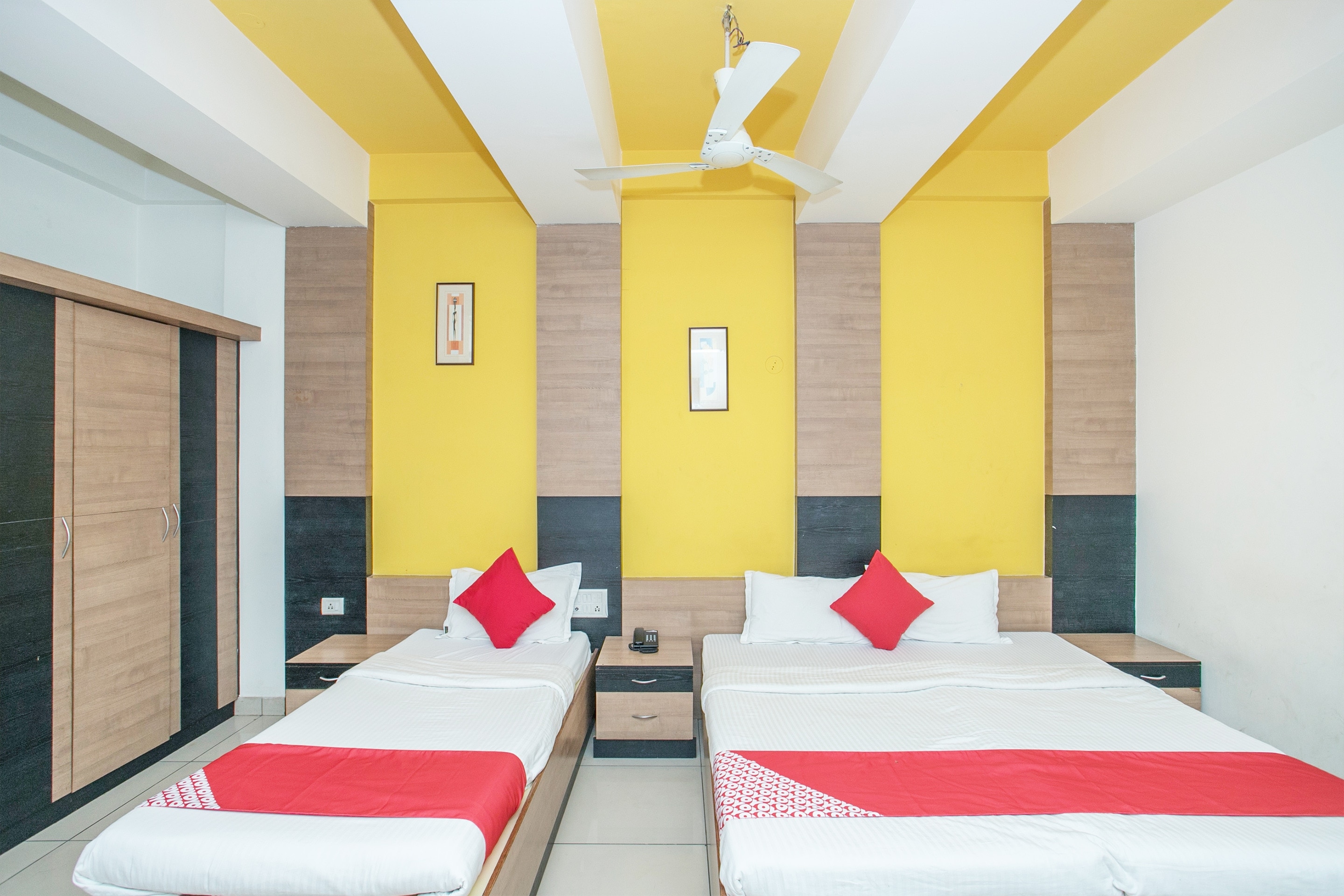 Hotel O ABHIMAANI COMFORTS - Tap to explore photos