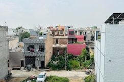 Welcome to The Thankful Nest, Delhi
