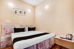 Hotel O Ramesh Nagar Metro Station Formerly Rosewood, Delhi